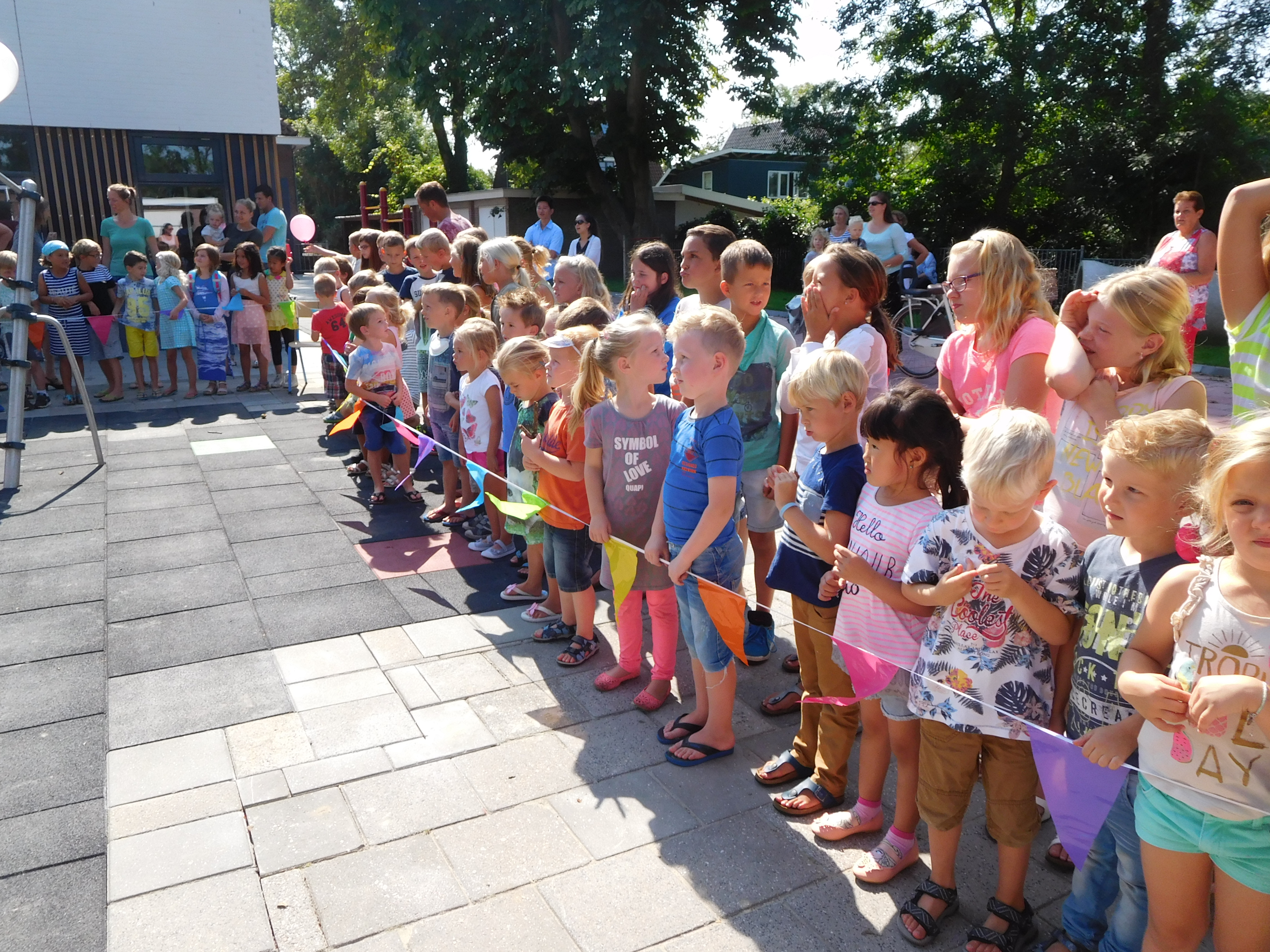 Opening nieuw speeltoestel