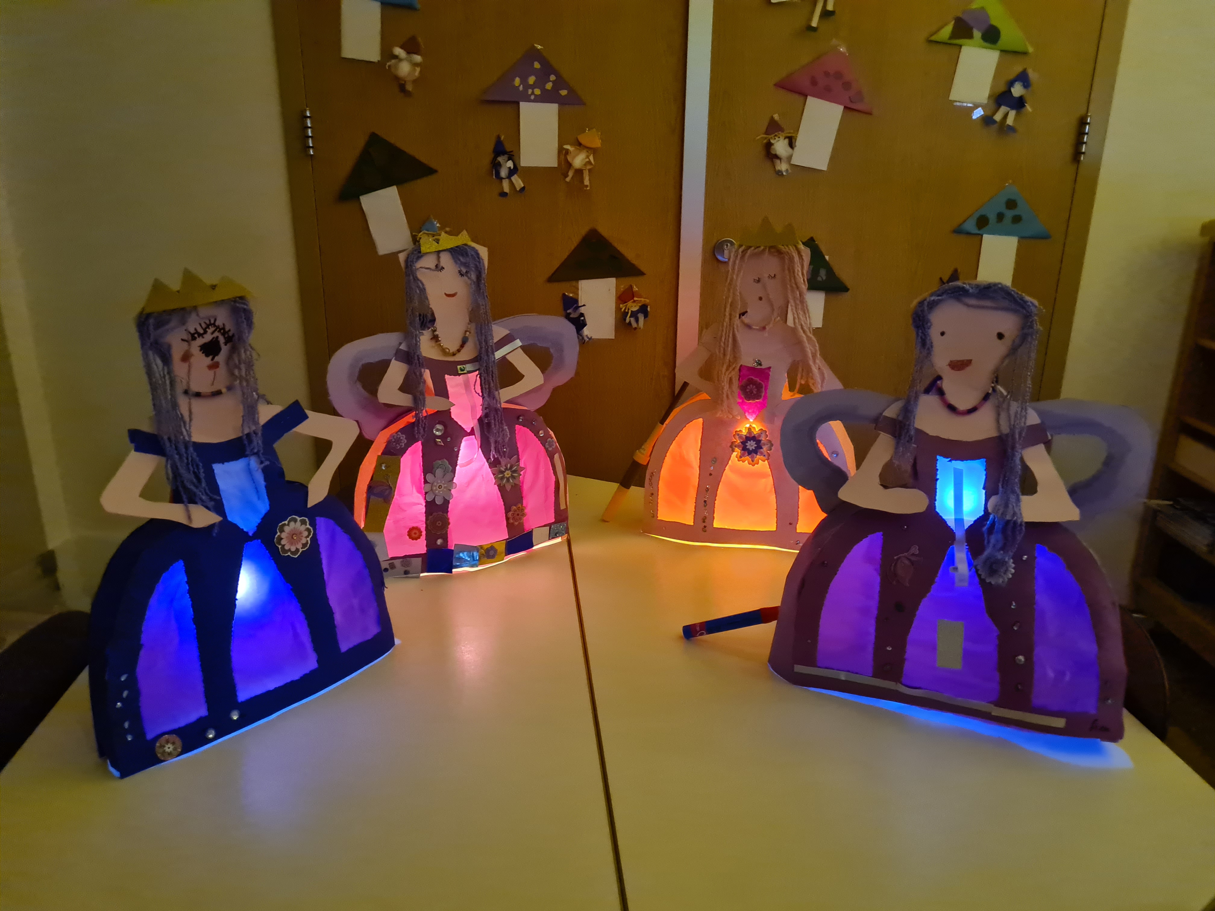 Sfeervolle keuveltentoonstelling 